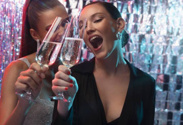 酒店工作職缺有哪些？2026最完整酒店職位介紹與薪水行情