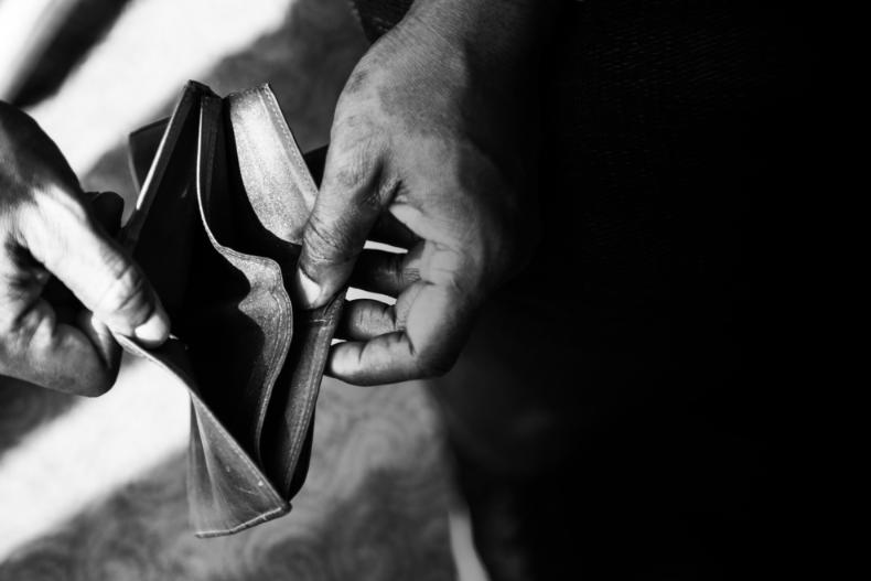 台北酒店灌單陷阱全解：加時、換酒、帳單暴增被宰怎麼辦？