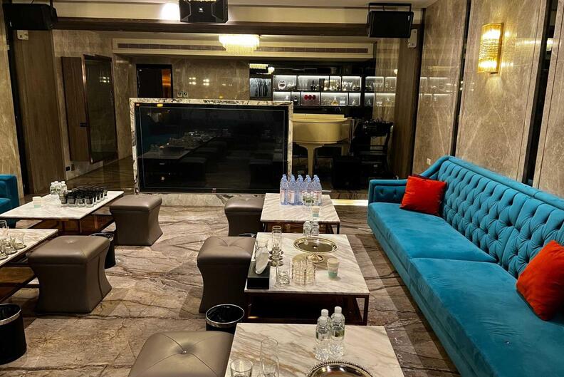 台北便服店可以摸嗎？會脫嗎？便服店FAQ想知道的都在這！